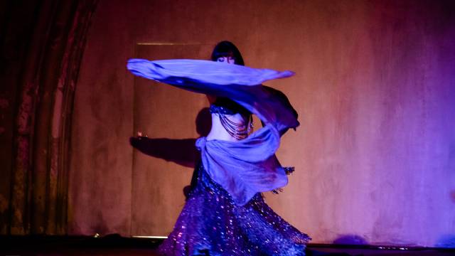 Dansoptreden modern Bellydance and Fusion en workshop Buikdansen